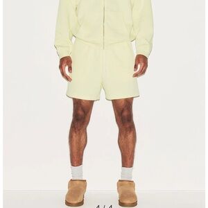 SKIMS Men’s Relaxed Fit Fleece Drawstring Shorts Medium Pistachio Green